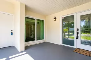 8512 Chatham St, Fort Myers, FL 39907 - Photo 2