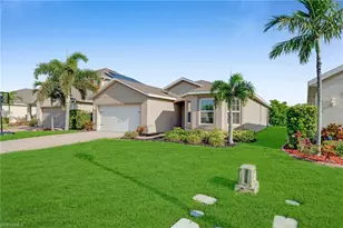 3477 Acapulco Cir, Cape Coral, FL 33909 - Photo 2