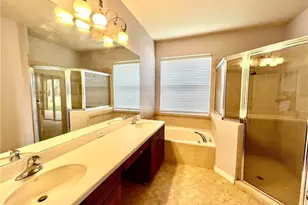 12074 Country Day Cir, Fort Myers, FL 33913 - Photo 8