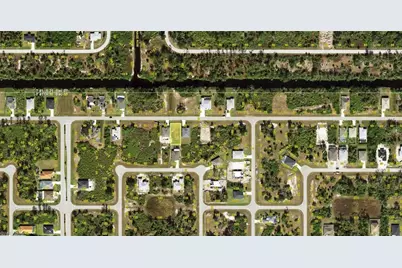 201 Baytree Dr, Rotonda West, FL 33947 - Photo 2