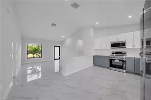 644 Woodcrest Dr, Lehigh Acres, FL 33972 - Photo 18