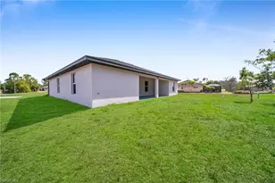 4326 NE 24th Pl, Cape Coral, FL 33909 - Photo 24