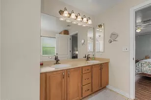 201 NE 17th Terrace, Cape Coral, FL 33909 - Photo 20
