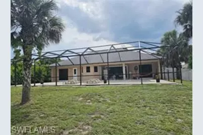718 Jefferson Ave, Lehigh Acres, FL 33936 - Photo 4