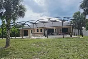 718 Jefferson Ave, Lehigh Acres, FL 33936 - Photo 4