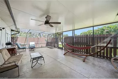 5625 Foxlake Dr, North Fort Myers, FL 33917 - Photo 4