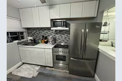 2060 Bayside Pkwy, Fort Myers, FL 33901 - Photo 14