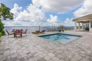 15475 Admiralty Cir, North Fort Myers, FL 33917 - Photo 10