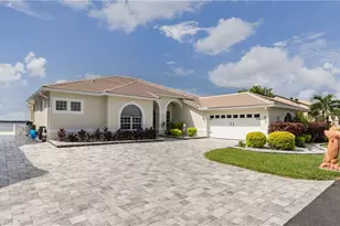 15475 Admiralty Cir, North Fort Myers, FL 33917 - Photo 46
