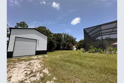 613 Hibiscus Ave, Lehigh Acres, FL 33972 - Photo 16
