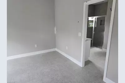 1021 Alcalde St E, Lehigh Acres, FL 33974 - Photo 10