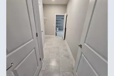 1021 Alcalde St E, Lehigh Acres, FL 33974 - Photo 24