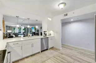 9901 Sunset Cove Ln, Fort Myers, FL 33919 - Photo 10