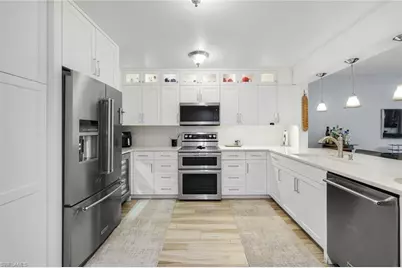 9901 Sunset Cove Ln #222, Fort Myers, FL 33919 - Photo 8