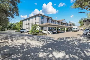 9901 Sunset Cove Ln, Fort Myers, FL 33919 - Photo 24