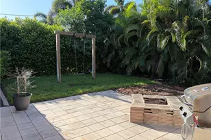 618 SE 18th St, Cape Coral, FL 33990 - Photo 12