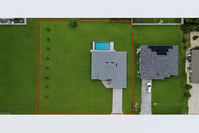 216 NW 10th Ter, Cape Coral, FL 33993 - Photo 2
