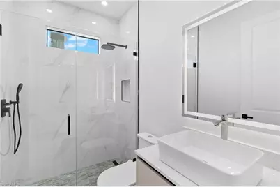 216 NW 10th Ter, Cape Coral, FL 33993 - Photo 20