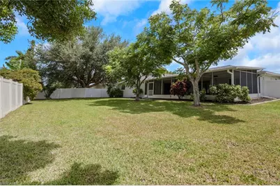 1422 SW 1st Ave, Cape Coral, FL 33991 - Photo 30