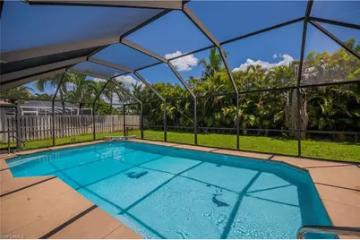 242 SW 45th Ter, Cape Coral, FL 33914 - Photo 2