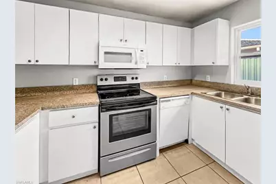 1321 SE 8th Ave #4, Cape Coral, FL 33990 - Photo 6
