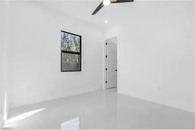 2000 SW 31st Ter, Cape Coral, FL 33914 - Photo 12