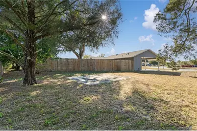 100 Contee Dr, Lehigh Acres, FL 33936 - Photo 20