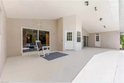 3606 Country Club Blvd, Cape Coral, FL 33904 - Photo 12