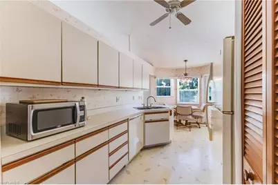 3606 Country Club Blvd, Cape Coral, FL 33904 - Photo 6