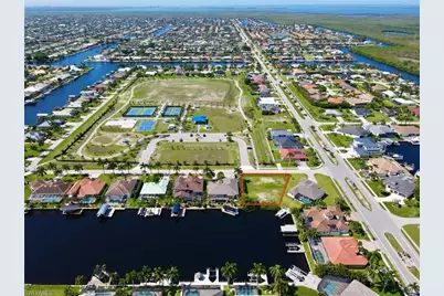 2719 SW 43rd Ter, Cape Coral, FL 33914 - Photo 8