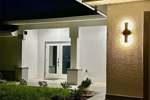 2321 NE 39th St, Cape Coral, FL 33909 - Photo 20