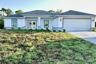 2321 NE 39th St, Cape Coral, FL 33909 - Photo 1