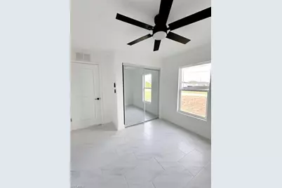 2321 NE 39th St, Cape Coral, FL 33909 - Photo 14