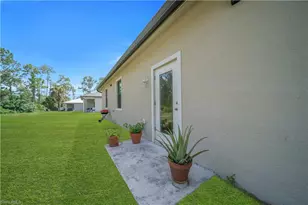 8031 Sandy Cir, Labelle, FL 33935 - Photo 32