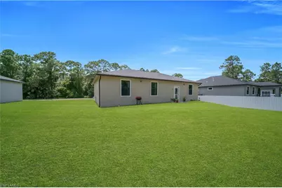 8031 Sandy Cir, Labelle, FL 33935 - Photo 34