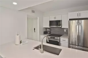 1501 Middle Gulf Dr, Sanibel, FL 33957 - Photo 18