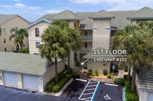 15525 Cedarwood Ln, Naples, FL 34110 - Photo 4