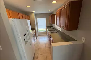 4425 29th St SW, Lehigh Acres, FL 33973 - Photo 4