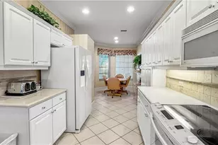 9121 S Southmont Cv, Fort Myers, FL 33908 - Photo 12