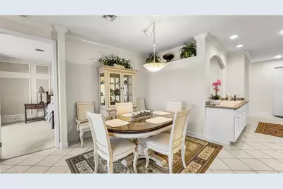 9121 S Southmont Cv #304, Fort Myers, FL 33908 - Photo 8