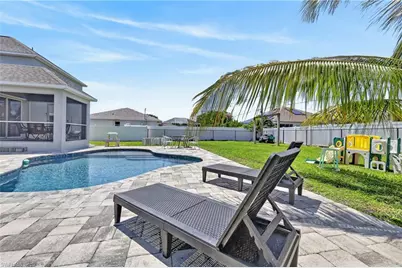 415 SE 15th Ter, Cape Coral, FL 33990 - Photo 30