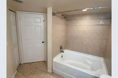 4121 Residence Dr #305, Fort Myers, FL 33901 - Photo 10