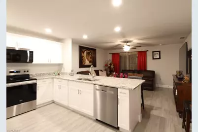 6069 Laurelwood Dr, Fort Myers, FL 33905 - Photo 24