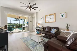 10083 Oakhurst Way, Fort Myers, FL 33913 - Photo 6