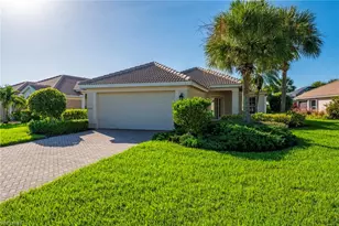 10083 Oakhurst Way, Fort Myers, FL 33913 - Photo 2