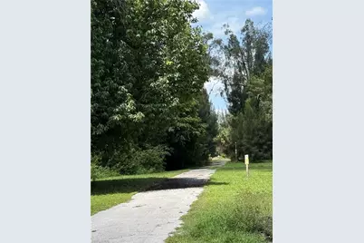 1325 Laurel Dr, North Fort Myers, FL 33917 - Photo 2