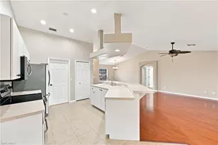 4155 NE 15th Pl, Cape Coral, FL 33909 - Photo 14