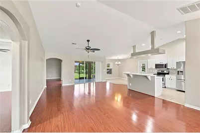 4155 NE 15th Pl, Cape Coral, FL 33909 - Photo 8