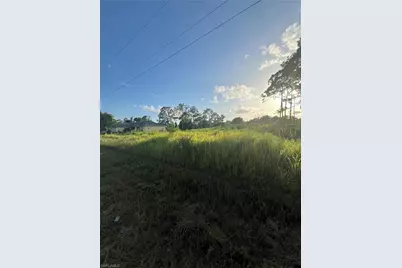 1221 Jefferson Ave, Lehigh Acres, FL 33972 - Photo 2