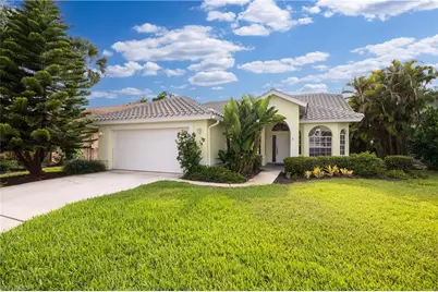 25060 Bay Cedar Dr, Bonita Springs, FL 34134 - Photo 2